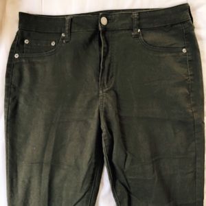Green skinny jeans
